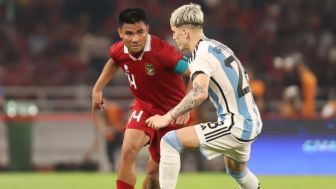 Garnacho Dapat Tekel Berkali-kali dari Asnawai, Netizen: Piye Rasane Ditekel mas?