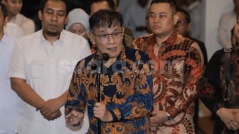 Jubir Anies Curiga Budiman Sudjatmiko Bawa Pesan dari Istana ke Prabowo, Dua Alasan dan Gestur Tubuh Ini Jadi Penyebabnya