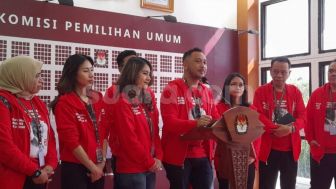 Pihak Ganjar Pranowo Mulai Kompak Nyindir PSI, Ungkit Soal Tegak Lurus ke Jokowi