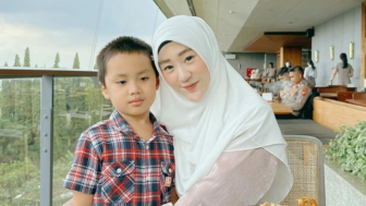 Larissa Chou Spill Sosok Calon Papa Baru untuk Yusuf, Warganet Salfok Wajahnya Mirip Ariel Noah: Masya Allah