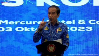 Jokowi Gregetan Uang Negara Buat Belanja Produk Impor