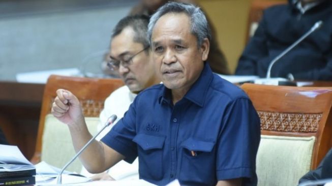 Bukan Hanya Tak Etis, Komisi III DPR Sodorkan Alasan agar Jokowi Jangan Pernah Cawe-cawe