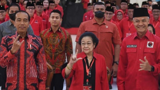 PDIP Ternyata Baru Punya Enam Lampu Hijau Koalisi, Gimana Nasib Ganjar Pranowo Nanti?