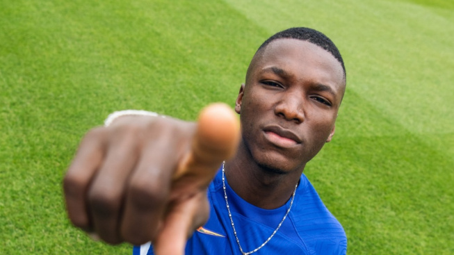 Debut Moises Caicedo Bareng Chelsea: 115 Juta Euro Guna Hadiahkan Lawan Sebuah Penalti