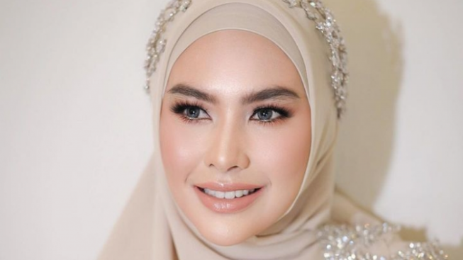 Siap Jadi Ustazah? Kartika Putri Tiba-tiba Ingatkan Pengikutnya untuk Tak Lakukan Perbuatan Terlarang Ini