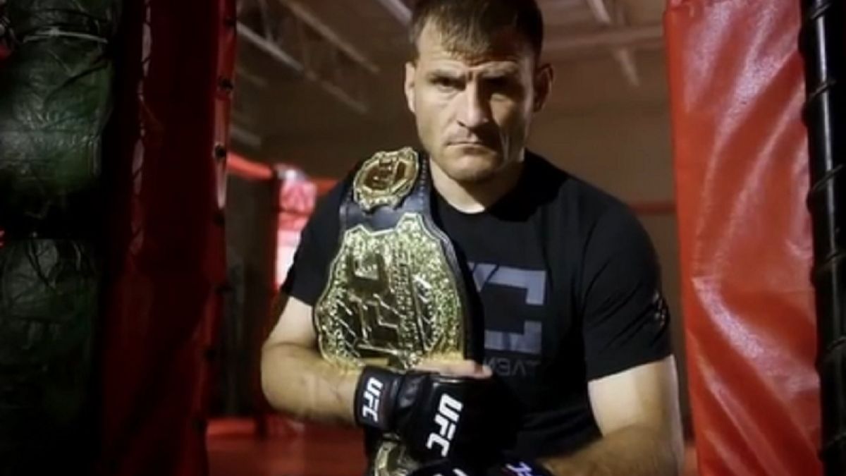 Mantan juara kelas berat UFC Stipe Miocic. [bidik layar Instagram/@stipemiocic]