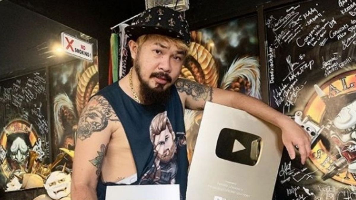 Hendric Shinigami [Instagram/ Hendricshinigami] [Instagram/ Hendricshinigami]