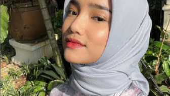 Fuji Pamer Foto Pakai Hijab, Thariq Halilintar Tergoda dengan Wajah Manis sang Mantan