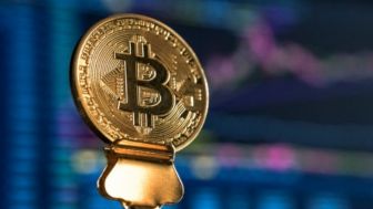 Aset Kripto Bitcoin dan Altcoin Bullish, Akibat Bangkrutnya SVB?