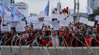May Day 2023: 50 Ribu Buruh Aksi di Depan Istana, Jokowi Unggah Ini di Instagram