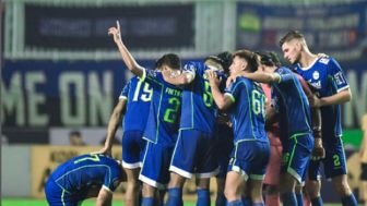 Prajurit TNI Aktif Ini Diperpanjang Kontraknya oleh Persib, Siapa ya?