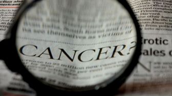 Apa Itu Kanker? Ketahui Penyebab, Risiko, dan Jenisnya