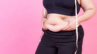 5 Kebiasaan Buruk Ini Dapat Sebabkan Perut Buncit, Satu di Antaranya Scrolling Medsos sebelum Tidur