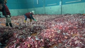 Buya Yahya: Menjual Daging Kurban Itu Diperbolehkan Asalkan...