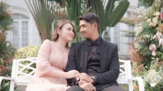 Rahasia Arya Saloka dan Amanda Manopo Dibongkar Denny Sumargo, Begini Respon Glencha Chysara