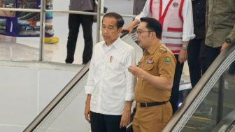 Dibangun 12 Tahun, Jokowi Resmikan Jalan Tol Cisumdawu: Problemnya Banyak