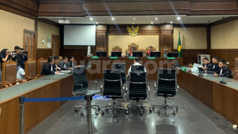 Rafael Alun dan Istrinya Didakwa Terima Gratifikasi 16,6 M