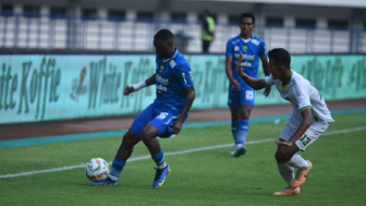 Levy Madinda Janjikan Ini Jelang Laga Persib vs Bhayangkara FC di Liga 1