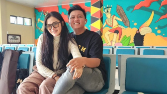 Bella Bonita dan Denny Caknan Diterpa Kabar Duka