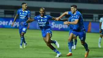 Liga 1: Persib Kandaskan Persebaya 2-3, David da Silva Cetak Brace