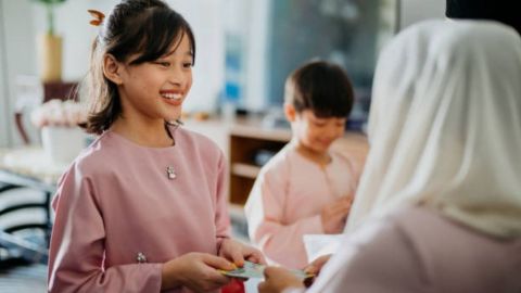 Bingung Mau Bagi-Bagi Angpao Idulfitri, yuk Tukarkan Uang Lebaran via Daring, Simak Caranya!