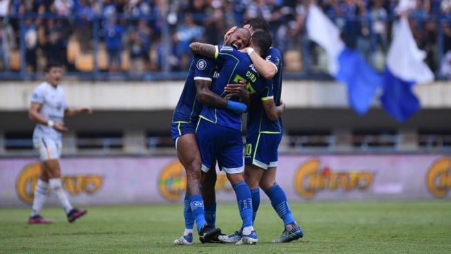 Persib Menang 2-1 dari Bhayangkara, Ciro Alves Cs Sukses Tunda PSM Angkat Trofi Juara Liga 1