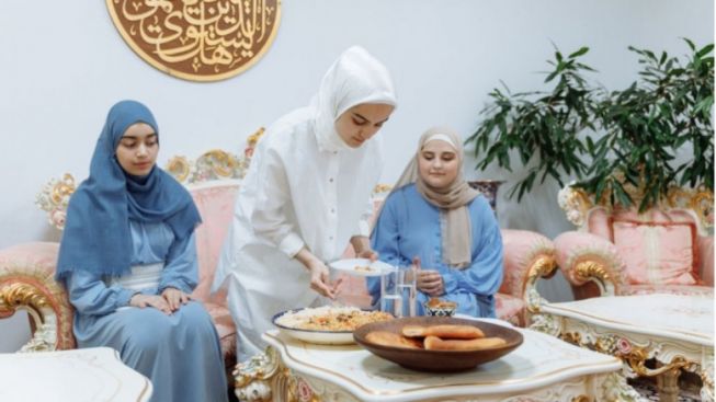 Jalani Ibadah Puasa dengan Baik, Berikut 5 Tips Menjaga Kesehatan Selama Bulan Ramadhan