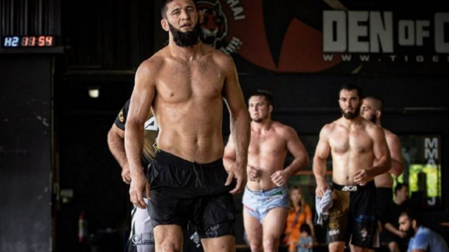 Kabar UFC: Khamzat Chimaev Sebut Alasan Colby Hindari Baku Hantam di Oktagon, Borz: Dia Takut