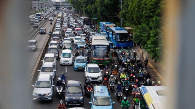 Puncak Arus Mudik Lebaran Diprediksi Terjadi Pada 18 21 April Begini Kata Korlantas Linimasa 3847