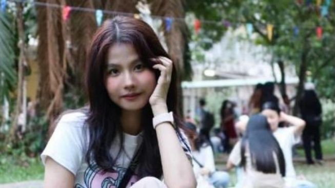 Setelah Diajak Nikah, Gadis Cantik Kamboja Kini Kibarkan Bendera Indonesia, wah Tanda-Tanda