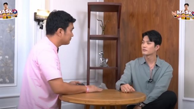 Kaget, Hotman Paris Bandingkan Aldi Taher dan Volodymyr Zelenskyy