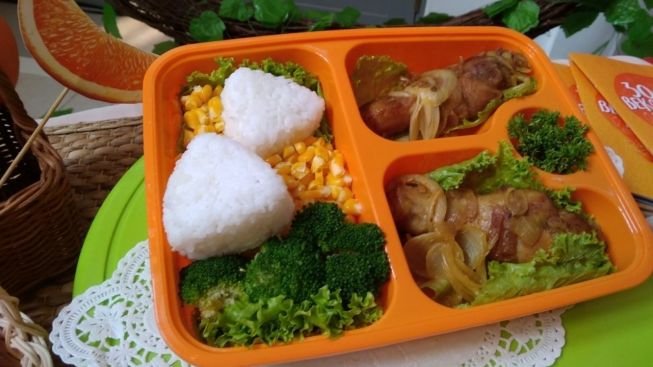 Tahun Ajaran Baru nih, 7 Ide Menu Bekal Sekolah Simpel yang Disukai Anak