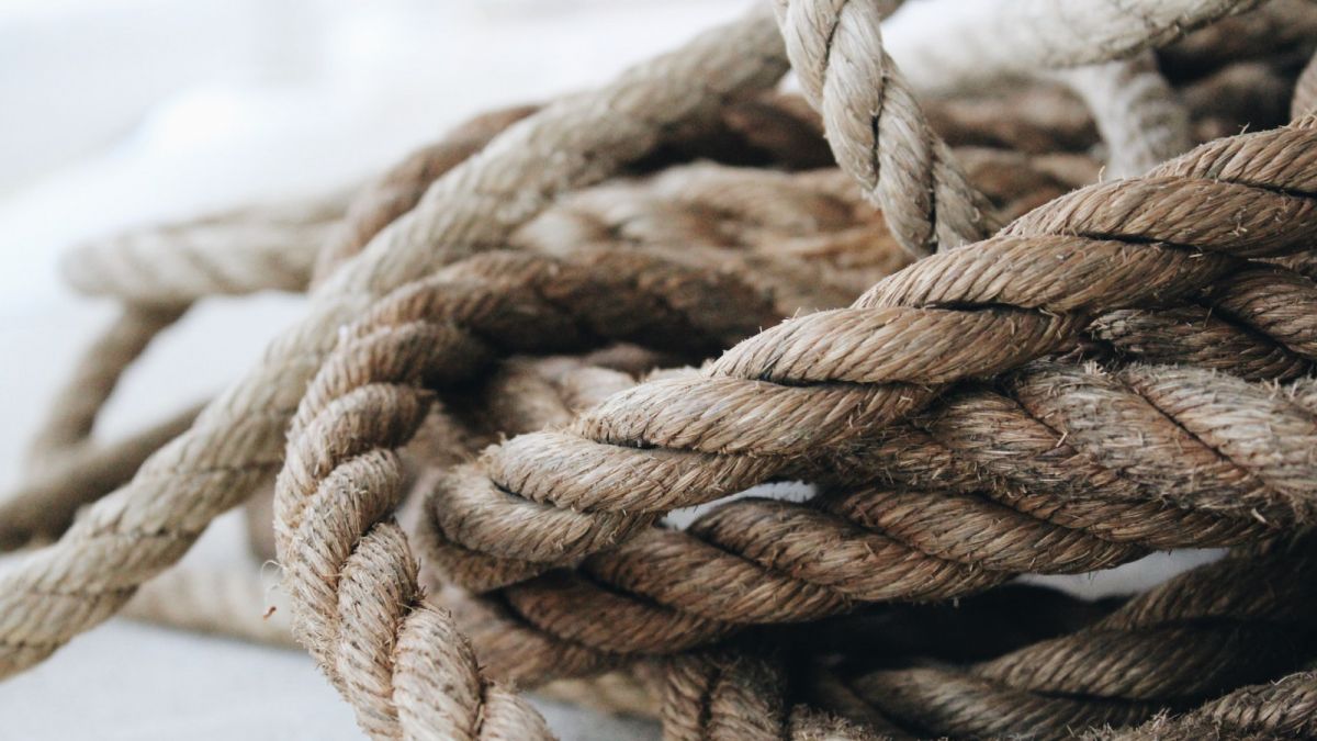 Peralatan Healing Naik Gunung [Pexels]