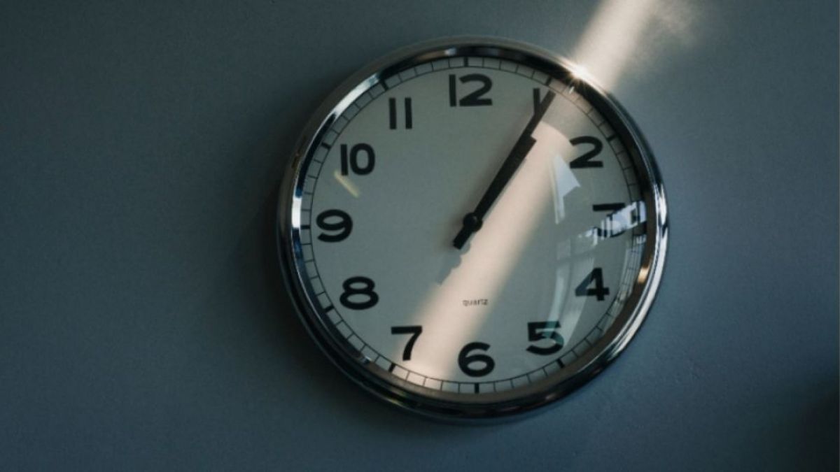 Ilustrasi jam dinding.[Pexels/Holafabiola] [Pexels/Holafabiola]