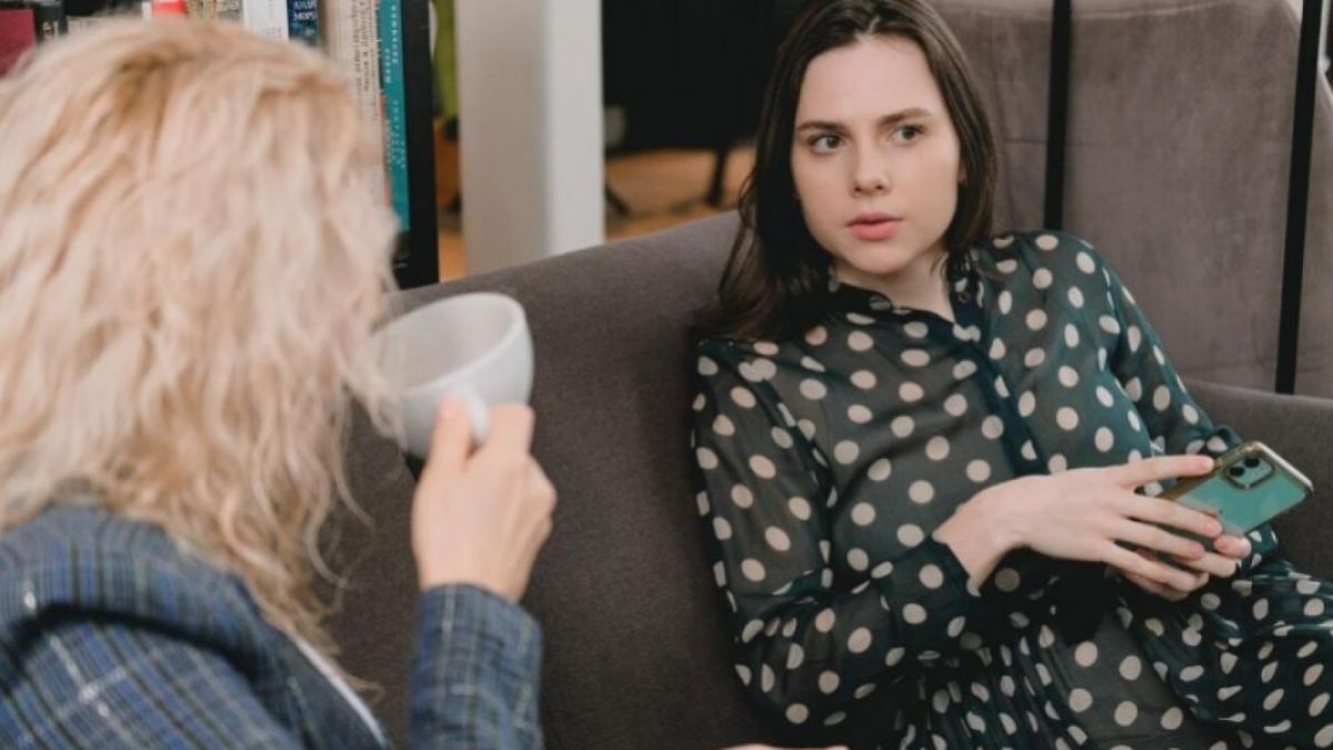 Ilustrasi gosip [pexels]