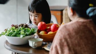 Gegara Anaknya Nggak Suka Nasi Dingin, Ibu Ini Putar Otak Berkreasi, Hasilnya Wow!