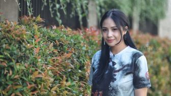 Beredar Foto Ibu Tiri Nagita Slavina, Publik Takjub Lihat Penampilannya: Cantik!