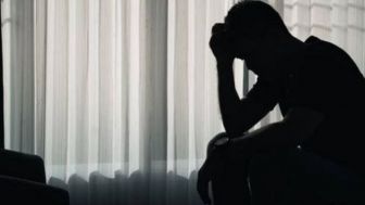 10 Tips Mengobati Depresi Secara Alami