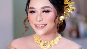 Adik Ayu Ting Ting Lakukan Maternity Shoot Tanpa Hijab, Warganet Langsung Menuding Ini