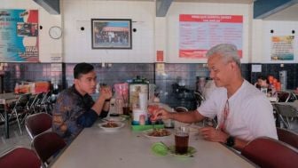 Bilang Lebih Enak, Gibran Sindir Anies Usai Makan sama Ganjar di Warung?