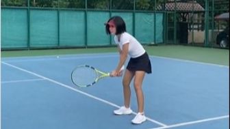 Ngakak, Rossa Sebut Yuni Shara Mirip Anak SMP Saat Main Tenis