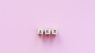 Indonesia Berlakukan Larangan Hubungan Seks di Luar Nikah, Warganet Asing: Mimpi Buruk Untuk Para Turis