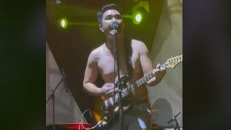 Viral Mertua Selingkuh dengan Menantu, Lagu Aldi Taher "Ditikung Mertua" Dipuji Netizen
