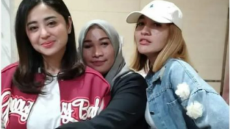 Dewi Perssik Ditantang Haters, Pas Ketemu: Masyaallah, Baik Banget