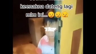 Viral Ibu-Ibu Tutup Pintu Rumah Saat Ada Anak Tetangga Numpang Nonton TV, Warganet: Rela Dihujat Asal FYP