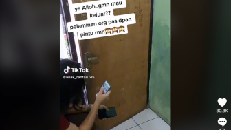 Pria Ini Bingung, Buka Pintu Keluar Rumah Langsung Disambut Pelaminan