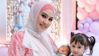 Anaknya Sebut Feni Rose Pakai Baju Seksi, Kartika Putri Dihujat Netizen