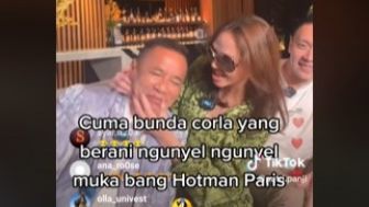 Bunda Corla Gemas Unyel-Unyel Wajah Hotman Paris, Netizen: Hanya Dia yang Berani