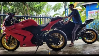 Bikin Geram! Pemuda Ngemis Online di Tiktok Pamer Beli Motor Sport Seharga Rp35 Juta