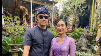 Happy Salma Pamer Foto Lawas Bareng Suami, Netizen: Vibesnya Mirip Ariel Tatum dan Nicholas Saputra